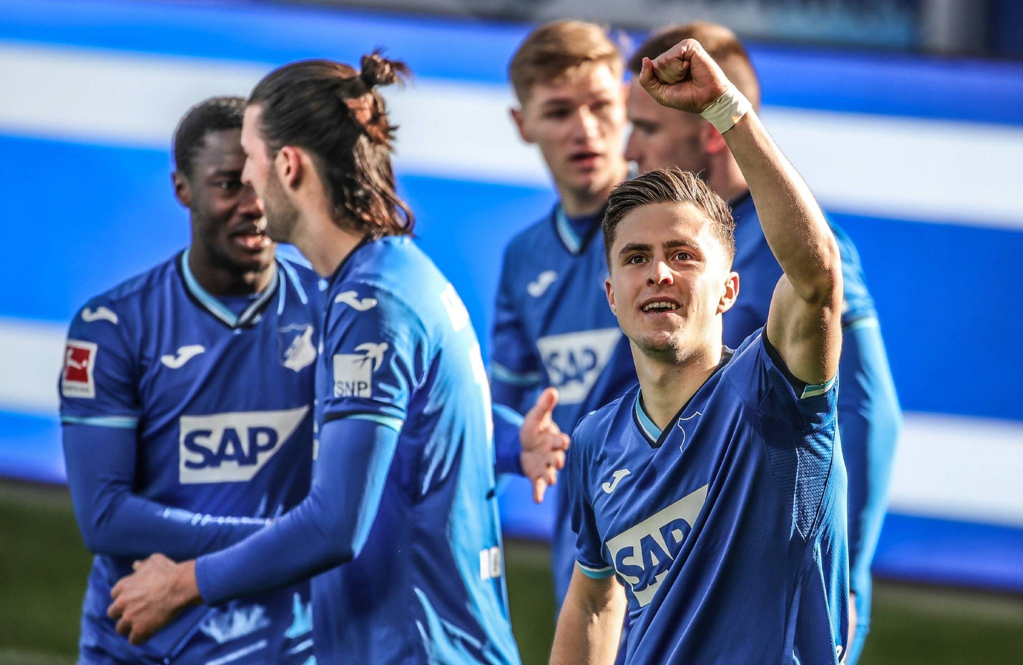 周日023 德甲 多特蒙德VS霍芬海姆：比分预测